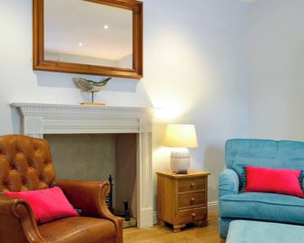 Oxtoby's Downstairs - York - Living room