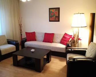 Exquisite Apartment - Bucharest - Living room