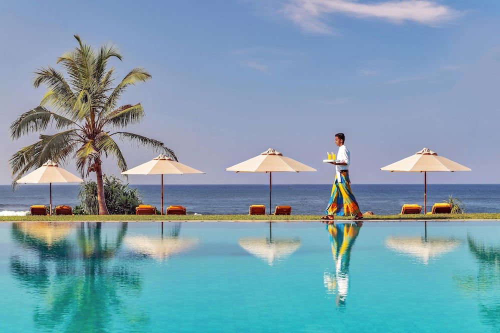 جيتوينج لايت هاوس، إيه لاكشري ريزيرف