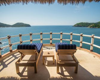 La Casa Que Canta - Zihuatanejo - Bedroom