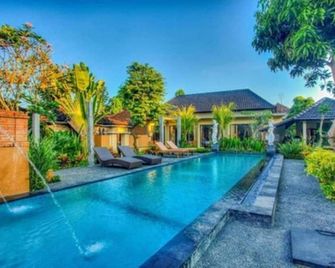 Pondok Kutuh Guest House - Ubud - Havuz