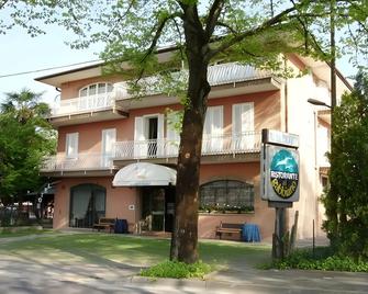 Hotel Ristorante al Gabbiano - Ponte di Piave - Building