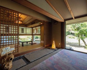 Awara Onsen Minoya Taiheikaku - Awara