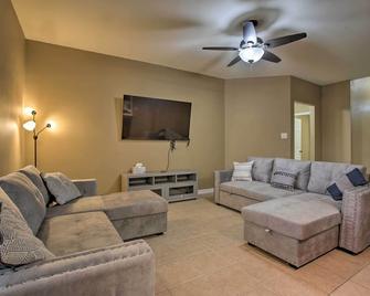 Charming Louisiana Home - 21 Mi To Lsu! - Denham Springs - Huiskamer