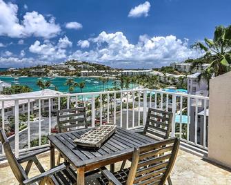 Walk to Beach: St Thomas Condo w/ Balconies - Saint Thomas Island - Balcón