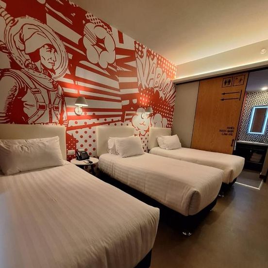 Radisson RED Miraflores image 1