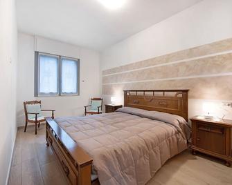 Casa Tovini - Pisogne - Bedroom
