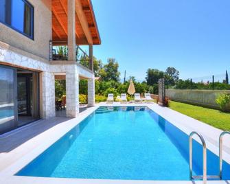 Volans Suites Villas - Yaniklar (Mugla) - Pool