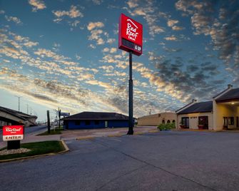 Red Roof Inn New Orleans - Westbank - Harvey - Budova