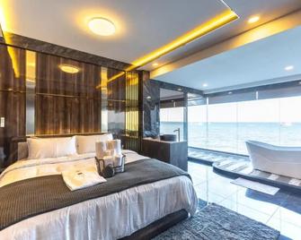 Baan Coconut At Koh Larn - Pattaya