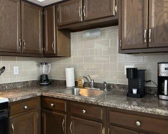 Comfortable & spacious 2 bedroom - Rock Falls - Küche