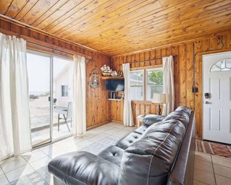 #6 | Light-Filled, Near the Shore - Oscoda - Living room