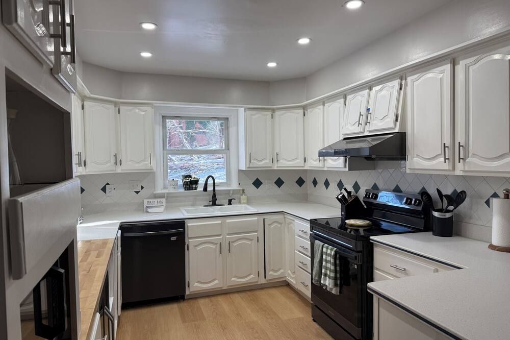 Tranquil 3-bedroom house minutes from DC/National harbor/Alexandria