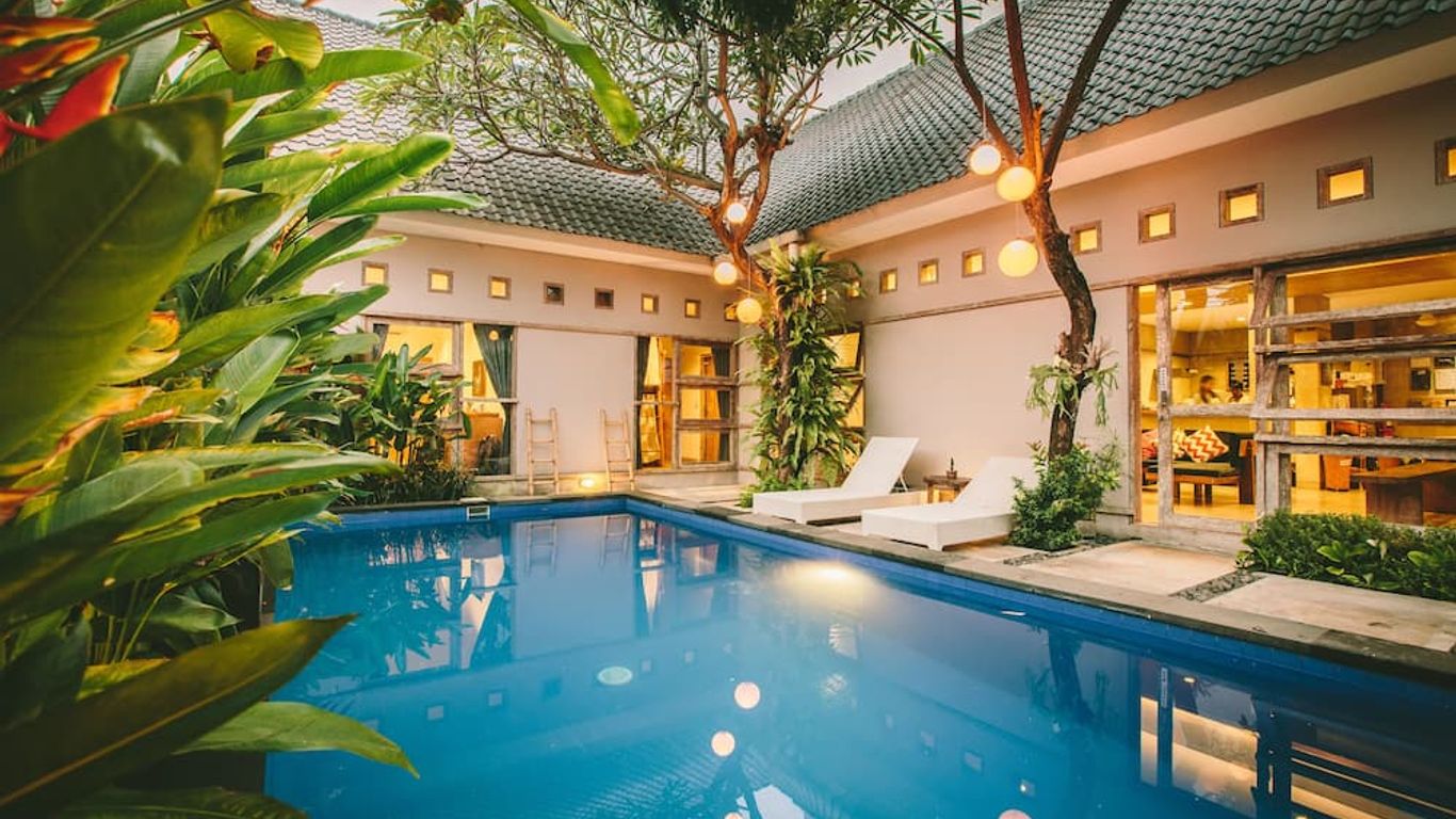 Lokal Bali Hostel