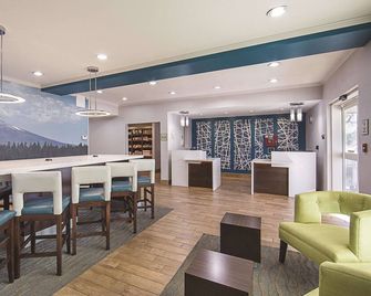 La Quinta Inn & Suites by Wyndham Central Point - Medford - Central Point - Restaurant