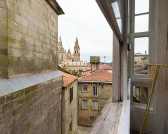 Hostal San Pelayo - Santiago de Compostela - Balcony