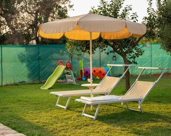 Bellavita and pool - Brindisi - Patio