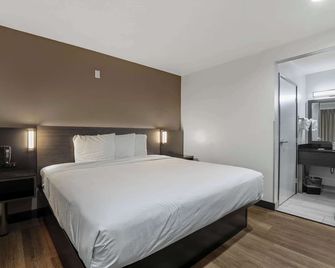 Motel 6 Escondido - Escondido - Bedroom