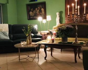 Taty Ginette - Saint-Sulpice-de-Pommeray - Salon