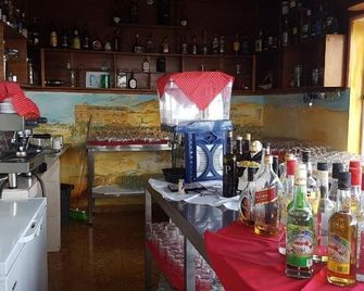 Hotel Ocean View & Restaurante Seafood - São Filipe - Bar