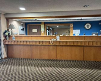 Queen Bed|Smoking|Marysville - Marysville - Front desk