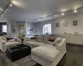 Luxurious Duplex Penthouse in the Heart of Chicago ~ Outstanding Location! - Chicago - Sala de estar
