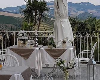 Residenza delle Grazie - Cossignano - Balcón