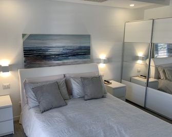 Wonderful villa with private pool in san felice circeo - San Felice Circeo - Schlafzimmer