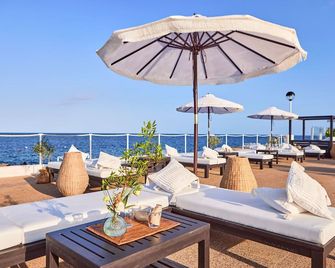 Aluasoul Menorca - Adults Only - Sant Lluis - Parveke