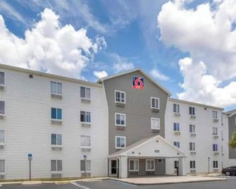 Studio 6 Extended Stay Fort Myers Fl - Fort Myers - Edificio