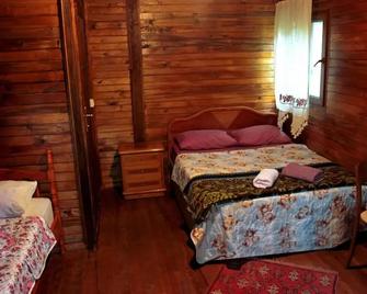 Antik Vadi Bungalov Otel - Edremit - Schlafzimmer