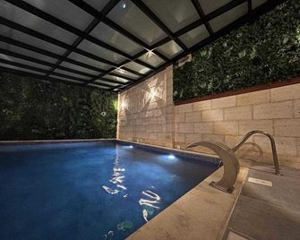 Melissa Hotel - Orán - Piscina