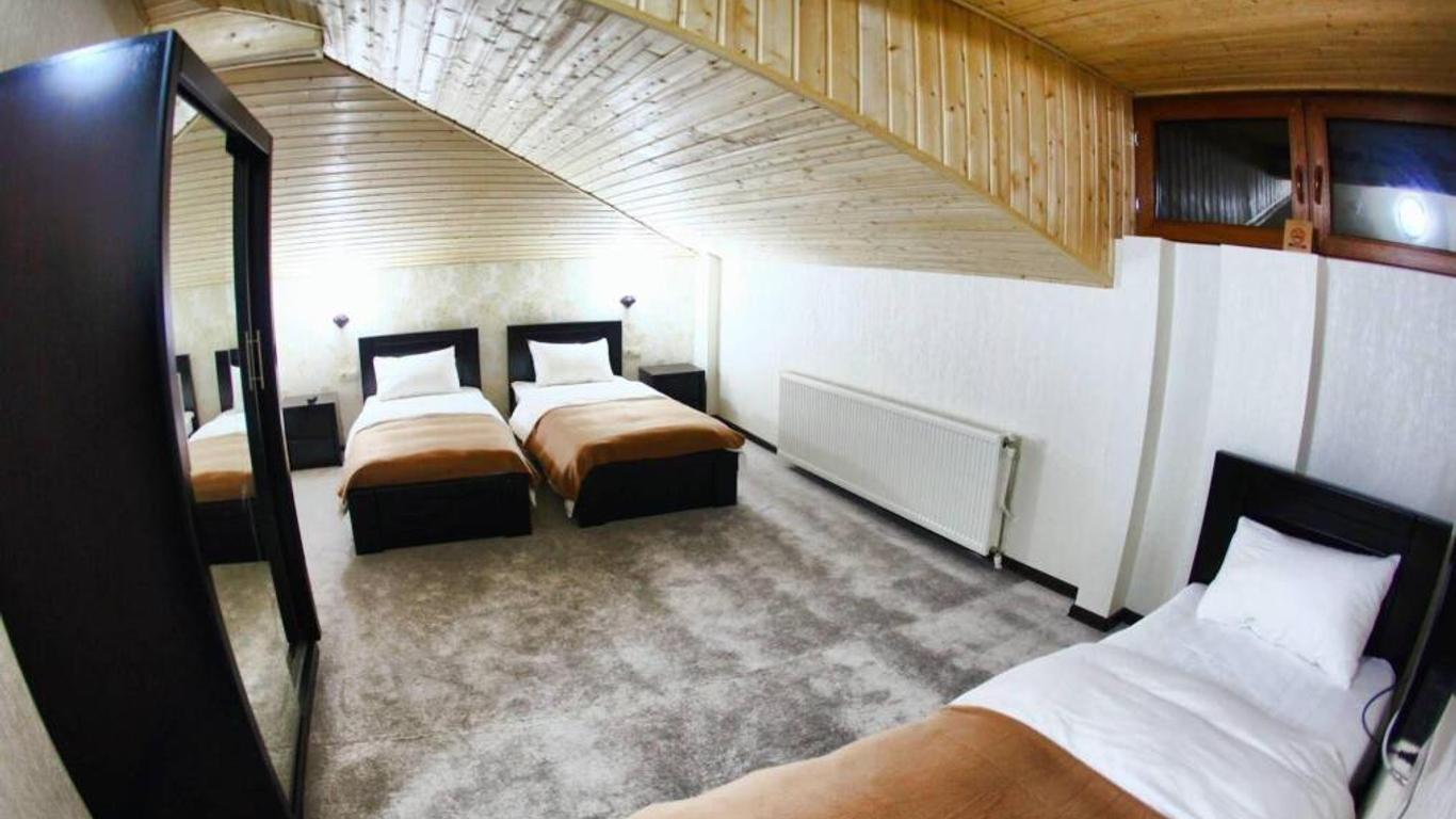 Hotel Goodaura