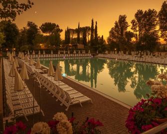 Hotel La Diga Altomincio - Monzambano - Pool