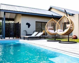 Rafiki Bush Lodge - Hoedspruit - Pool