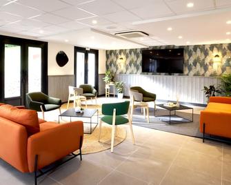 Campanile Limoges Nord - לימוז' - לובי