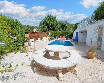 Homerez - Apt. Saint-Raphaël with shared pool - Saint-Raphaël - Zwembad