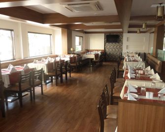 Hotel Rishi Residency - Navi Mumbai - Restaurant