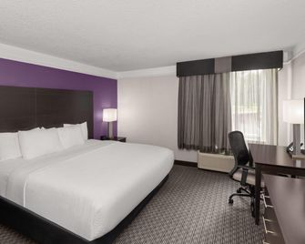 La Quinta Inn & Suites by Wyndham Austin Round Rock - Austin - Slaapkamer