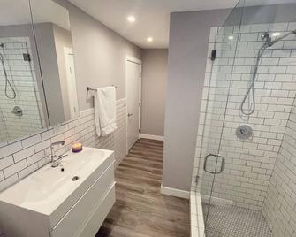 lovely Venice Beach 1BD Apartments - 洛杉磯 - 浴室