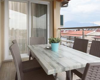 Ammos Beach Seaside Luxury Suites Hotel - Олімпіакі Акті - Балкон