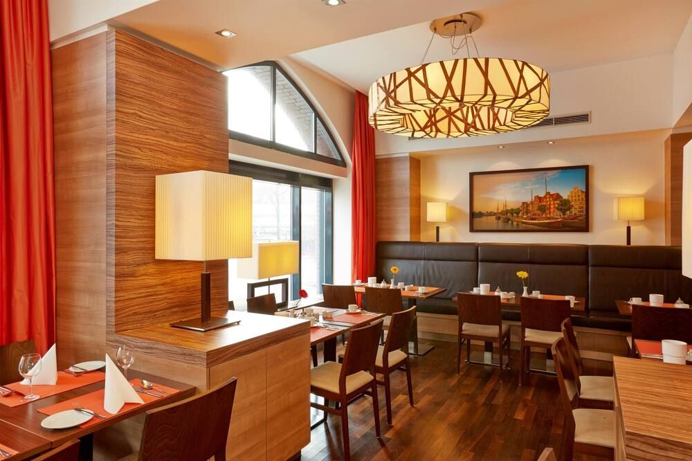 H+ Hotel Lübeck - ליבק - מסעדה
