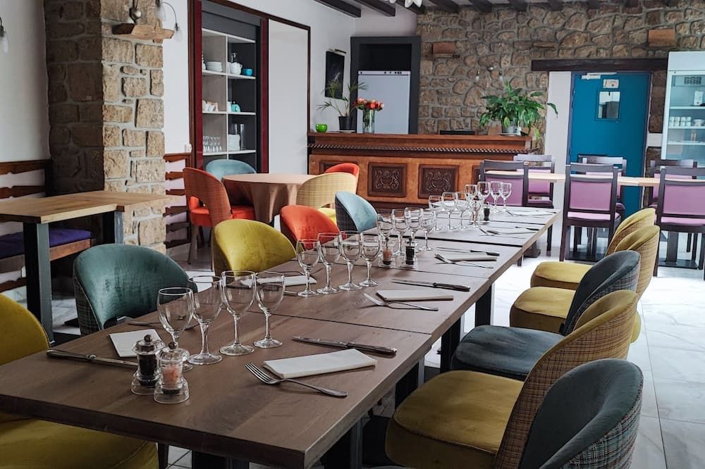 Logis Grand Hotel Pelisson - Нонтрон - Ресторан