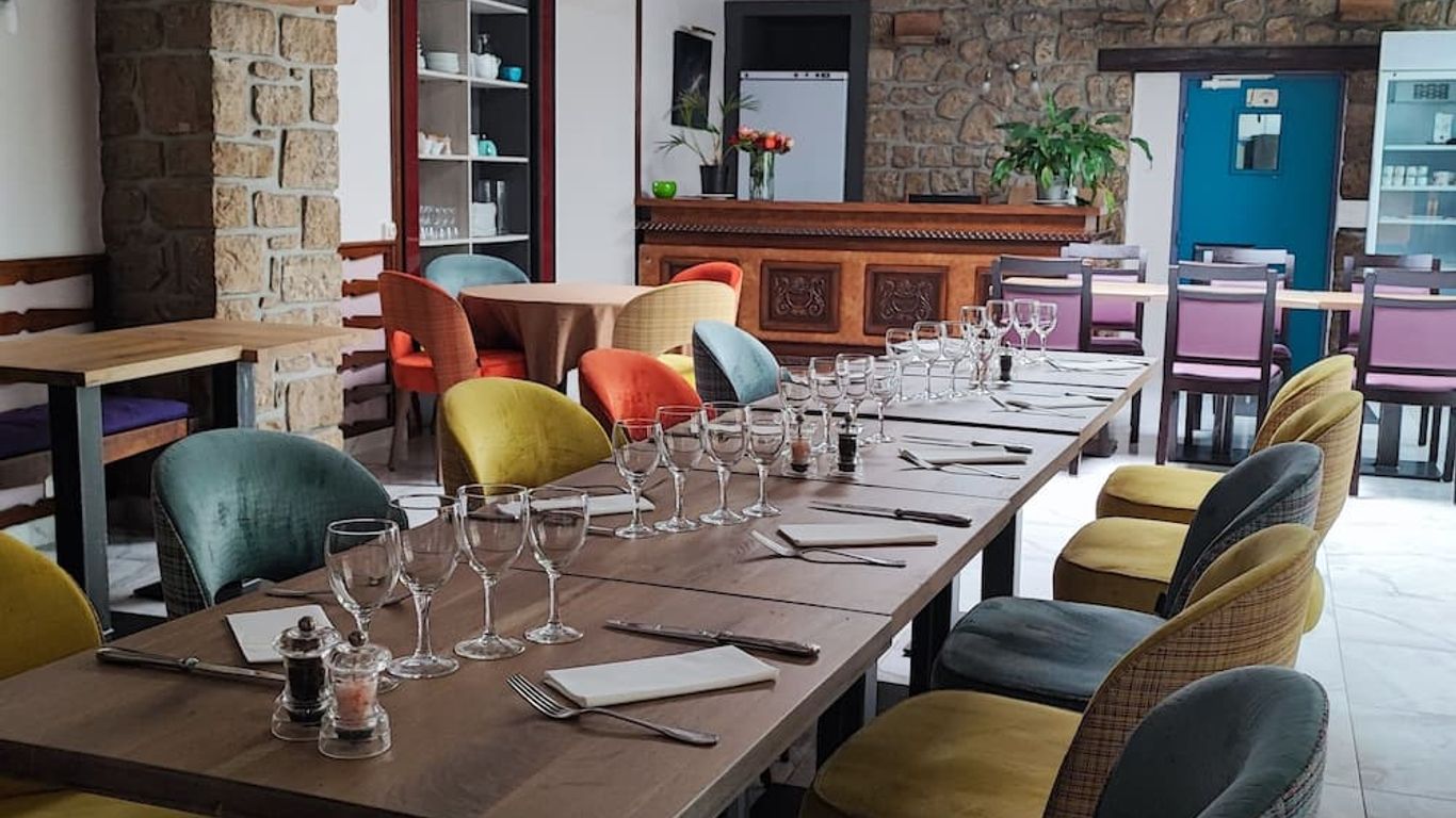 Logis Grand Hotel Pelisson