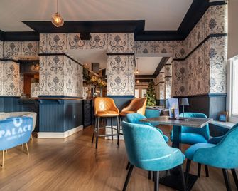 Palace Hotel - The Hotel Collection - Buxton - בר
