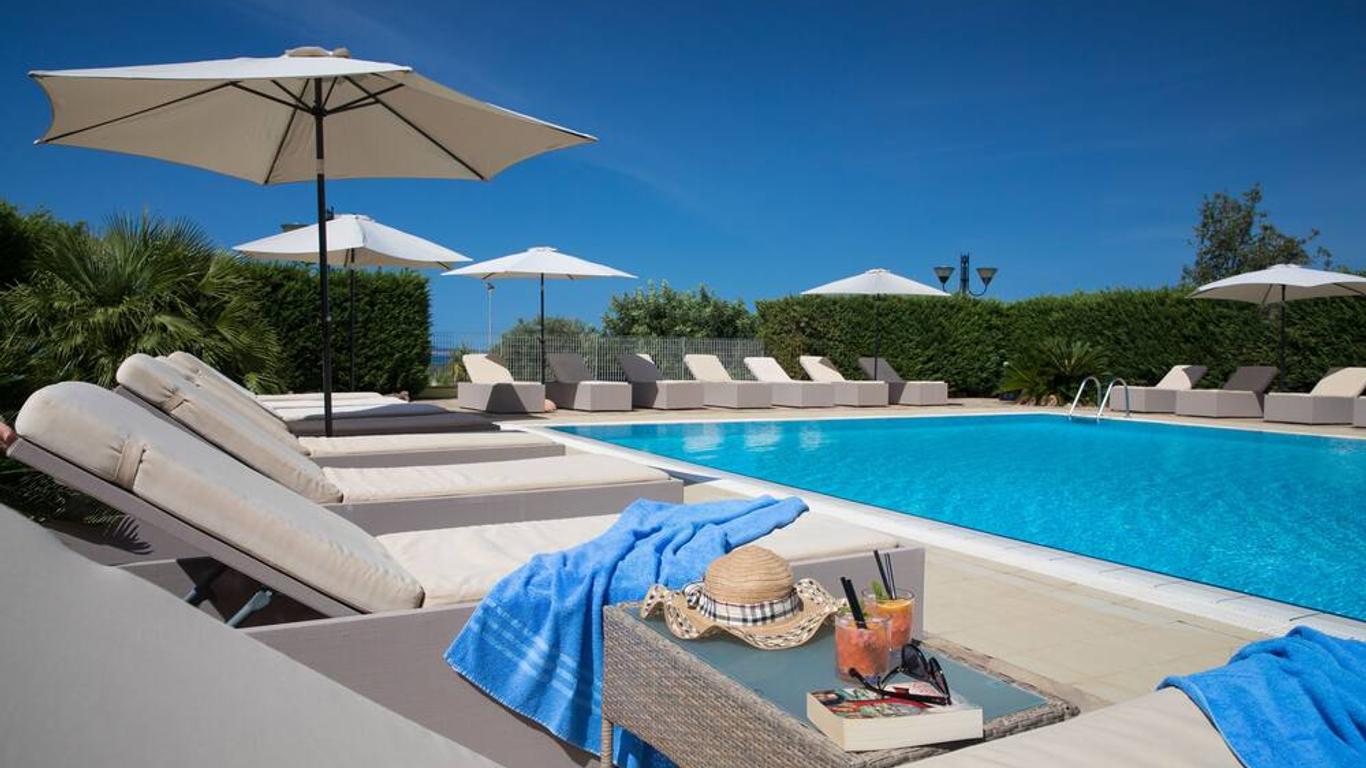 Lu' Hotel Porto Pino