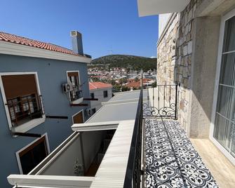 Villa Veria - Cesme - Balcony