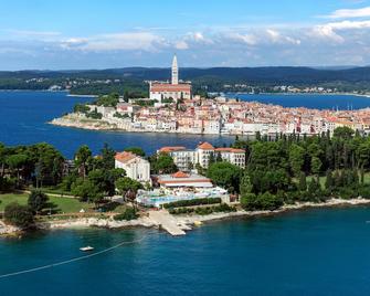 Maistra Select Island Hotel Katarina - Rovinj - Building