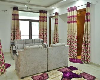 Naturoville Ayurvedic And Yoga Retreat, Rishikesh - Rishikesh