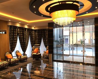 Apa Hotel Tsukuba Bampaku Kinenkoen Ekimae - Tsukuba - Lobby